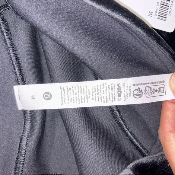 Lululemon Athletica Black HR Mini Skirt - Picture 6 of 7